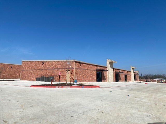 More Photos Of 1767 Old State Highway 24, Little Elm Unknown For Lease