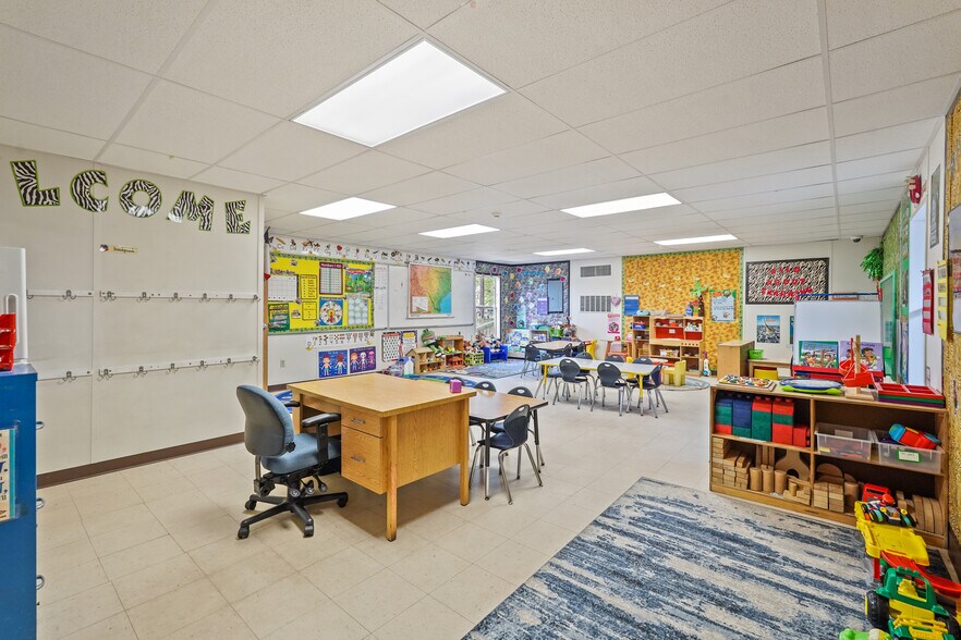 More Photos Of 1030 4th St, Rosenberg Daycare Center For Sale