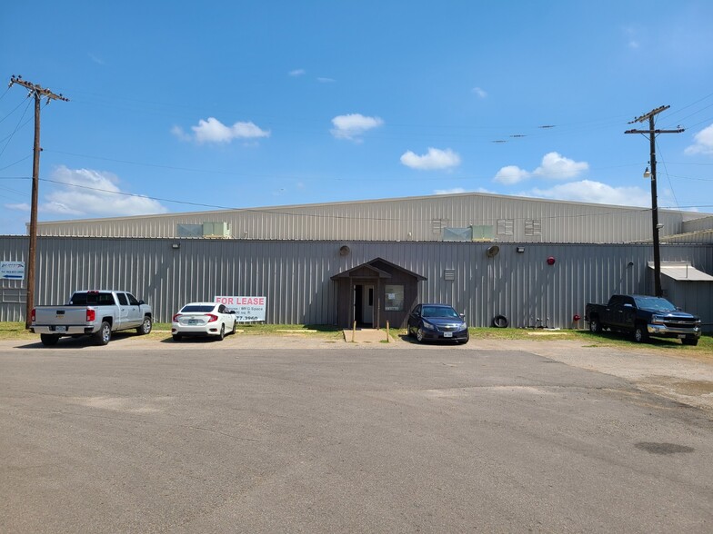 Primary Photo Of 12011 Laney Rd, Tyler Manufacturing For Lease