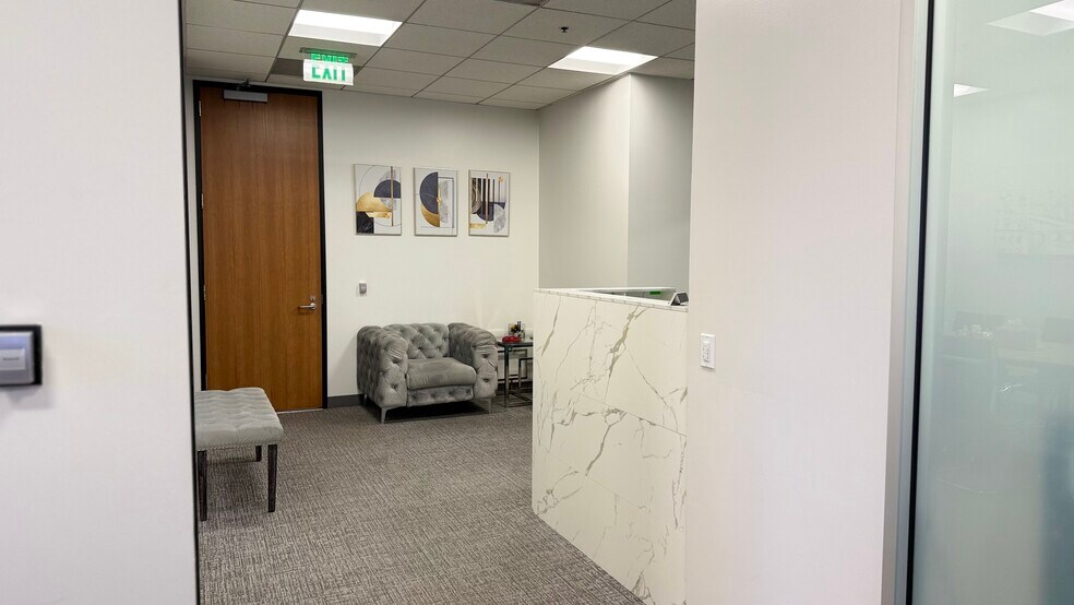 More Photos Of 535 N Brand Blvd, Glendale Office For Lease