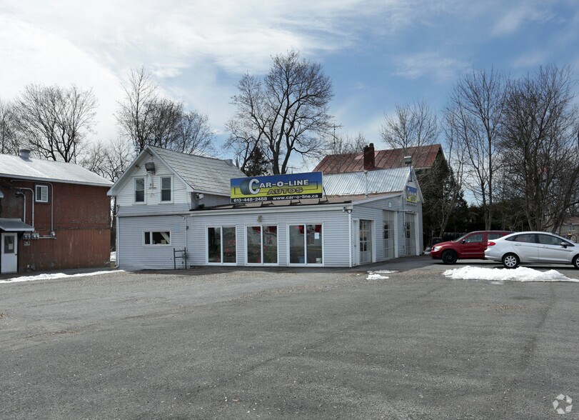 Primary Photo Of 26 E Queen St, Chesterville Auto Dealership For Sale