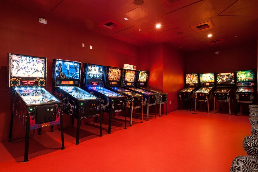 More Photos Of 1371-1397 W Sunset Blvd, Los Angeles Storefront Retail Residential For Lease