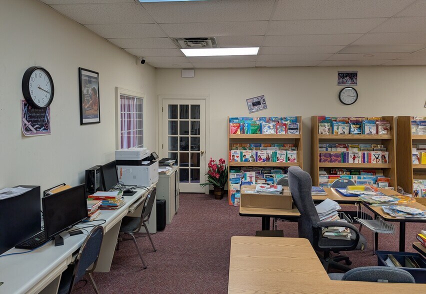 More Photos Of 1709 River St, Valdosta Office For Sale