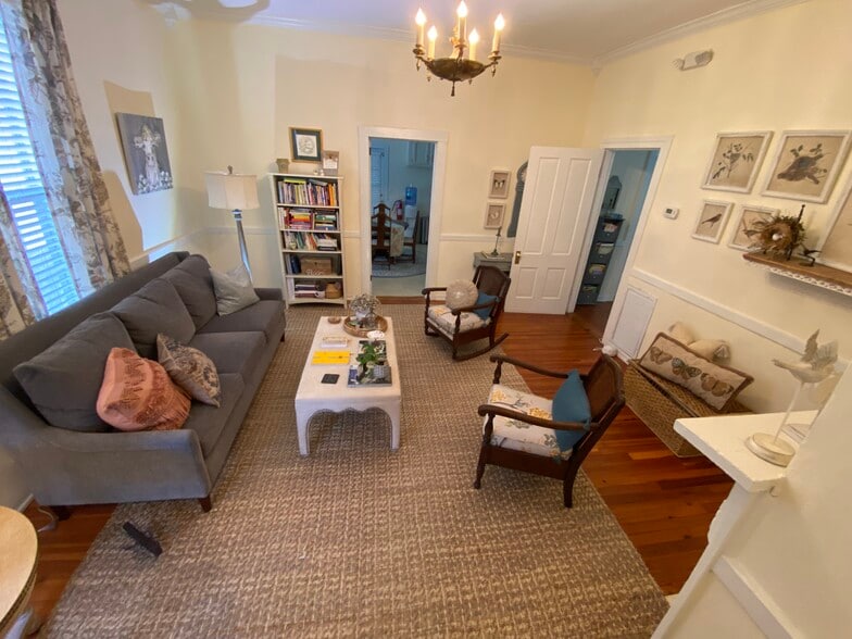 More Photos Of 702 McKinley Ave NE, Huntsville Office Residential For Sale