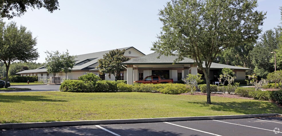 More Photos Of 404 Hall of Fame Dr, Lake City Medical For Lease