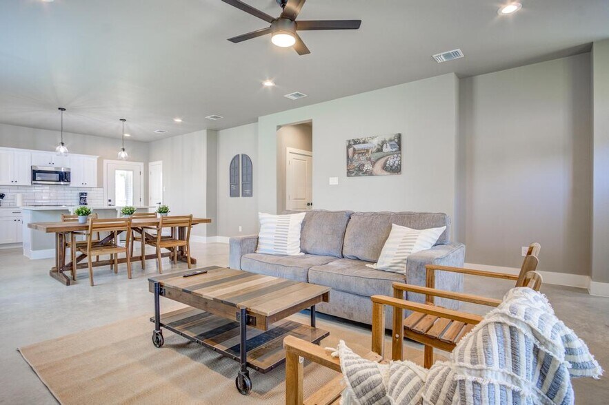 More Photos Of 30652 Oakview Rd, Bulverde Apartments For Sale