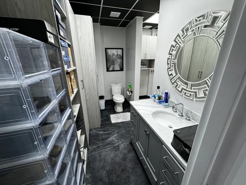 More Photos Of 3226 N Falkenburg Rd, Tampa Office For Sale