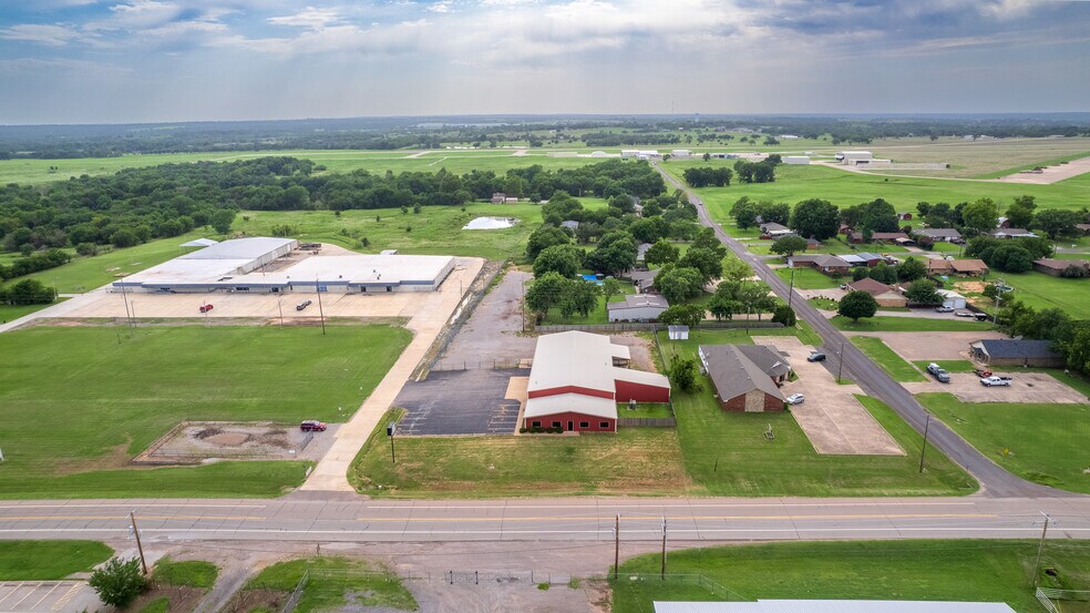 More Photos Of 2301 S Highway 77, Pauls Valley Industrial For Sale