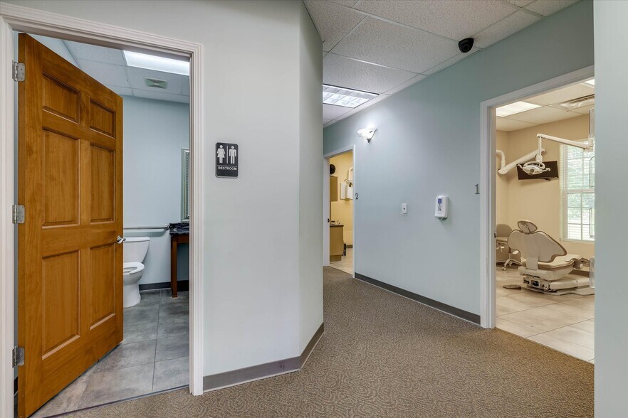 More Photos Of 1466 Columbia Hwy N, Aiken Medical For Sale