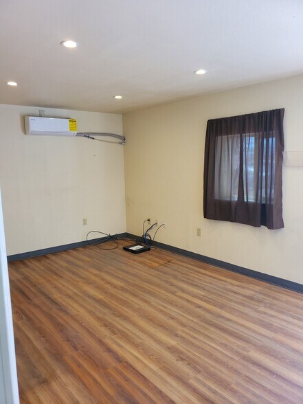 More Photos Of 1271 E 7th St, Reno Warehouse For Sale