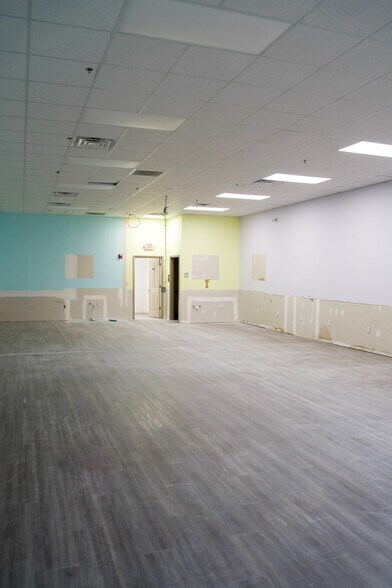 More Photos Of 8490 Hwy 72 W, Madison General Retail For Lease