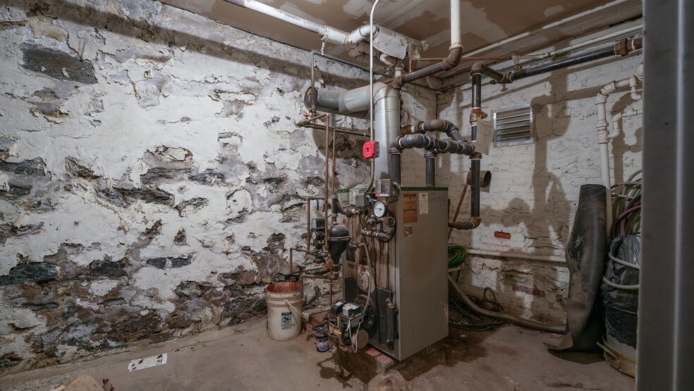 More Photos Of 2372 Hughes Ave, Bronx General Retail For Sale