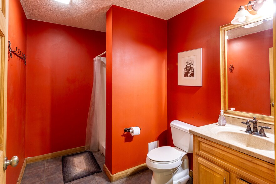 More Photos Of 2997 Spartanburg Hwy, East Flat Rock Warehouse For Sale