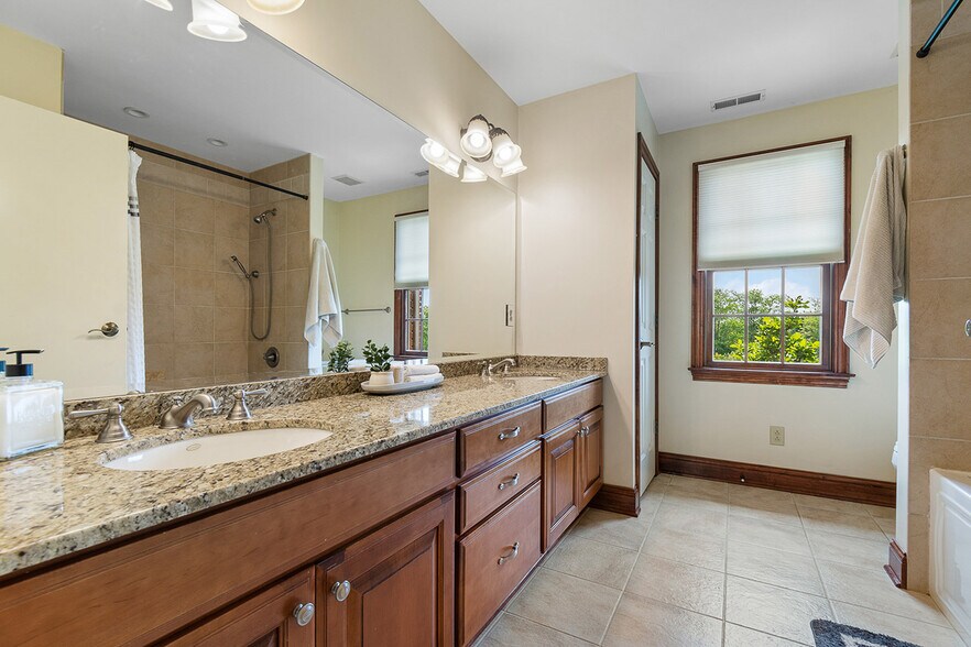 More Photos Of 5495 Meese Rd NE, Louisville Sports And Entertainment For Sale