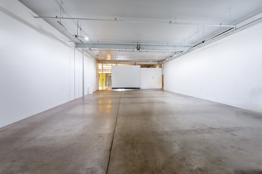 More Photos Of 2212 Main St, San Diego Industrial For Lease