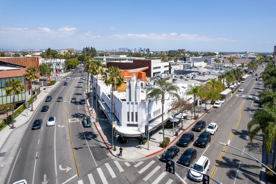 More Photos Of 450 N Canon Dr, Beverly Hills Storefront For Lease