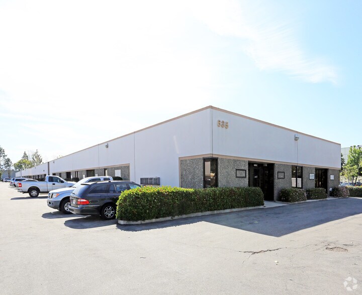 More Photos Of 634 N Poplar St, Orange Unknown For Lease