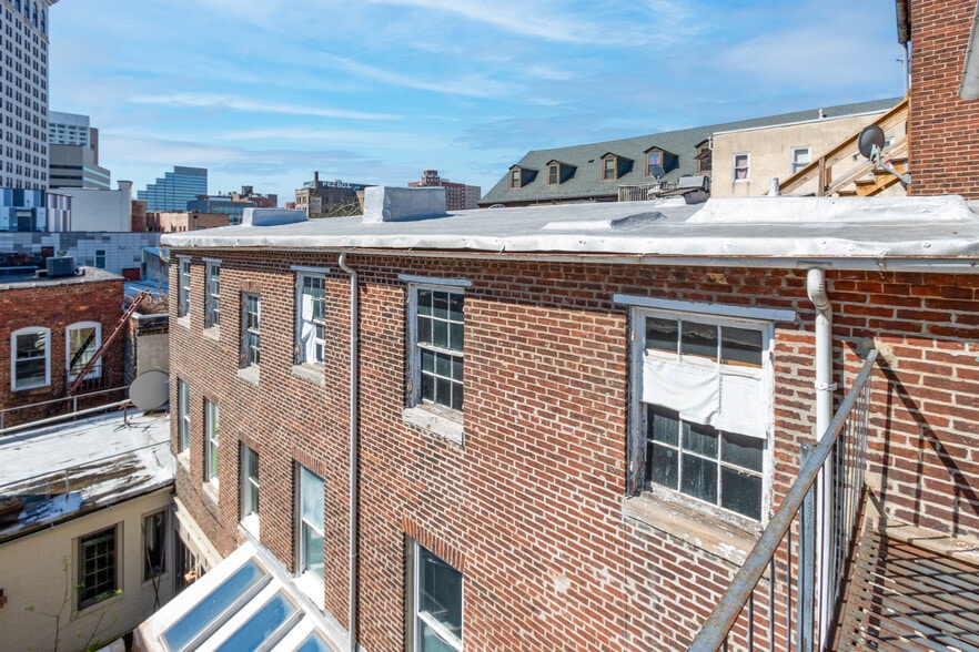 More Photos Of 115 W Saratoga St, Baltimore Storefront Retail Residential For Sale