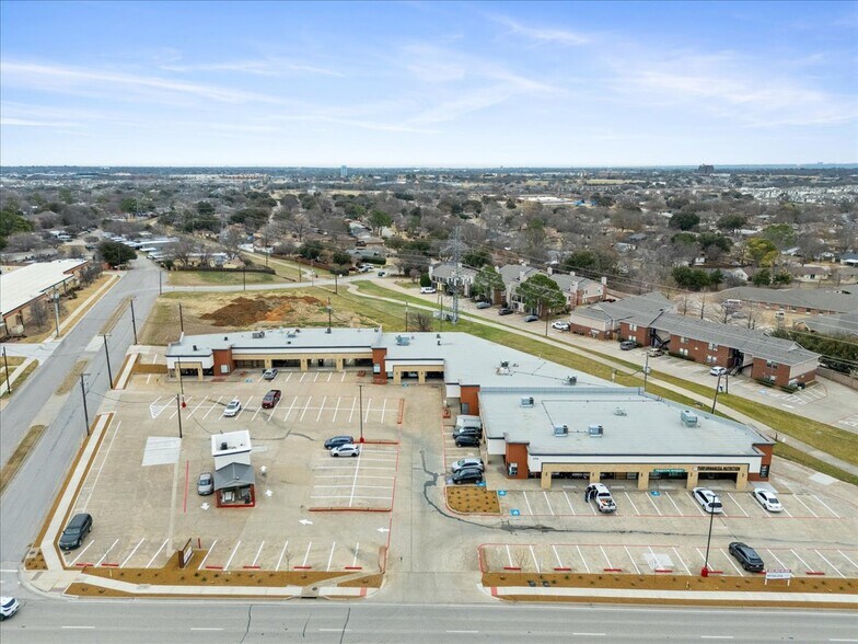 More Photos Of 5750 Davis Blvd, North Richland Hills Unknown For Lease