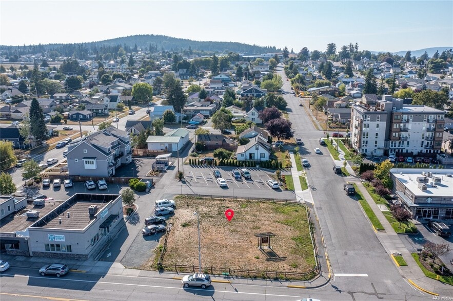 More Photos Of 1808 Commercial Ave, Anacortes Land For Sale