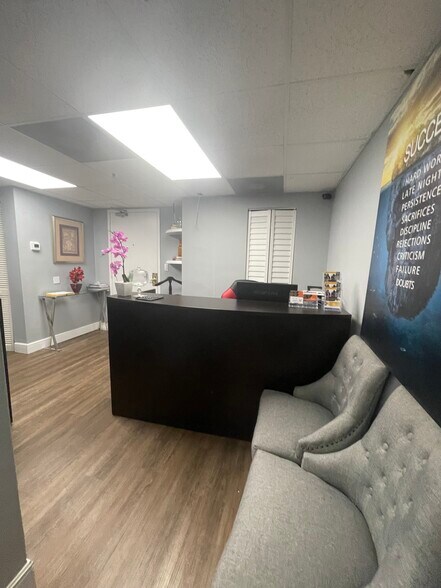 More Photos Of 120 S Olive Ave, West Palm Beach Office Residential For Lease