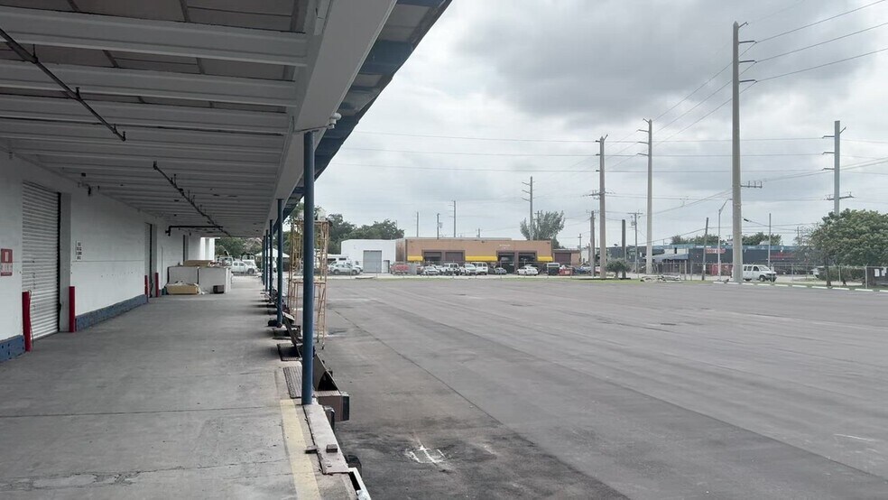 Primary Photo Of 3455 NW 54th St, Miami Warehouse For Lease