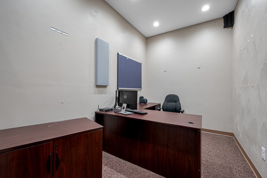 More Photos Of 10 Meadow Rd, Spencer Lodge Meeting Hall For Sale