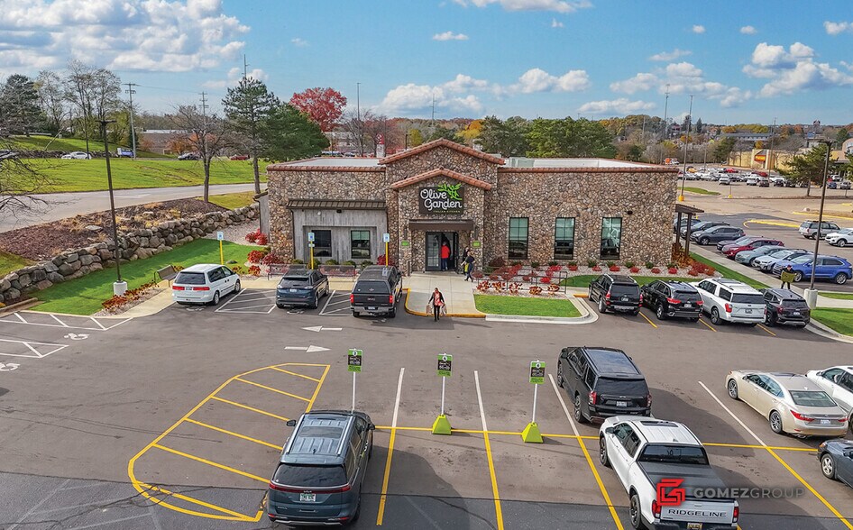 More Photos Of 5727 Beckley Rd, Battle Creek Restaurant For Sale