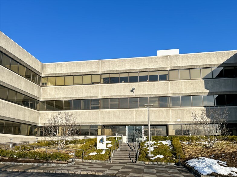 More Photos Of 4 International Dr, Rye Brook Coworking Space