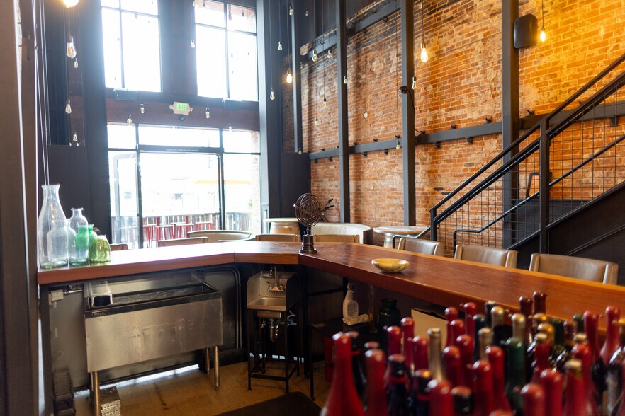 More Photos Of 807 Main St, Napa Restaurant For Sale