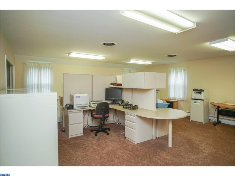 More Photos Of 1 N Ormond Ave, Havertown Office For Lease