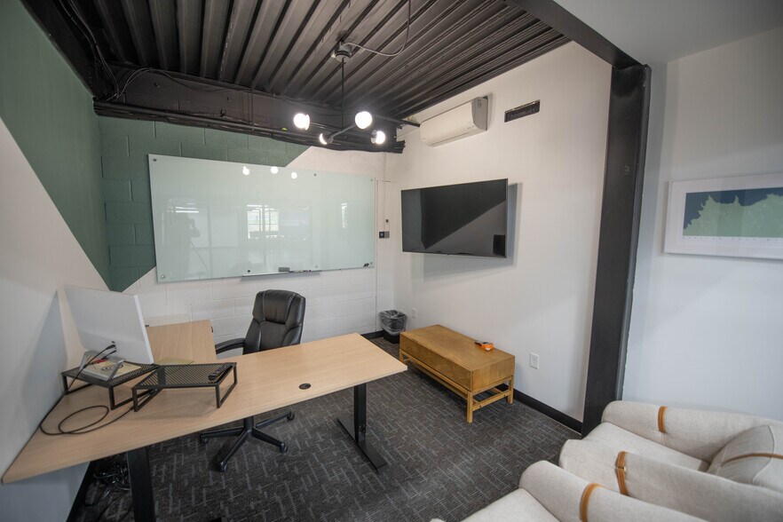 More Photos Of 42 N 650 W, Farmington Office Residential For Sale