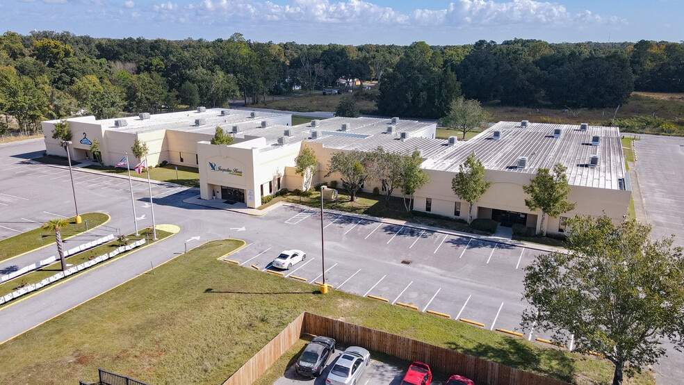 More Photos Of 8190 Pensacola Blvd, Pensacola Specialty For Sale