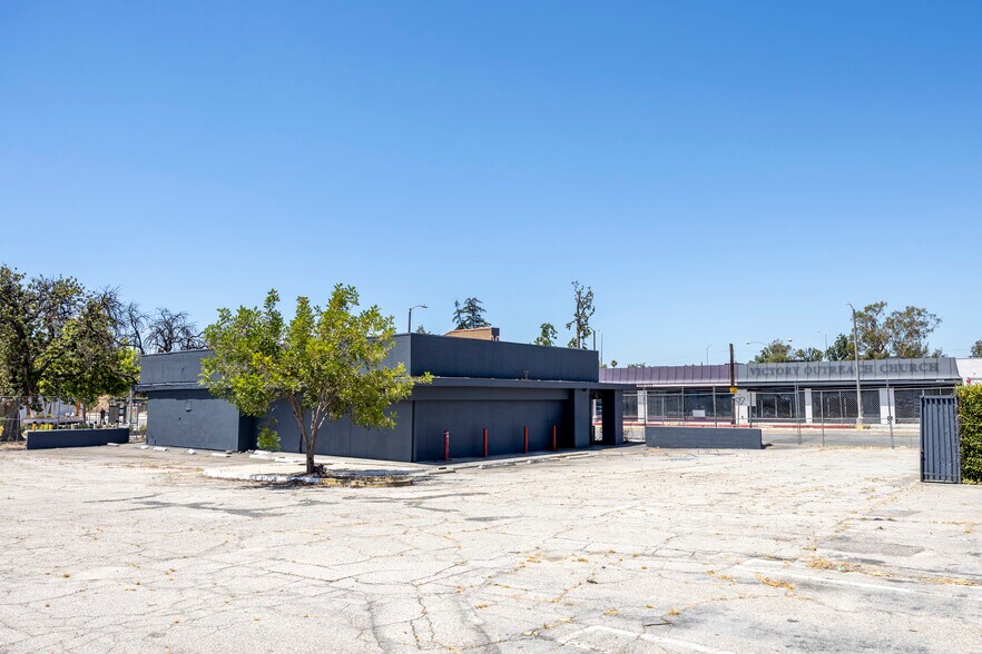 More Photos Of 6202 Laurel Canyon Blvd, North Hollywood Fast Food For Sale