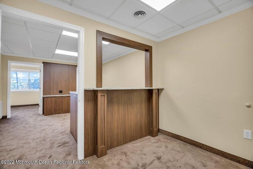 More Photos Of 445 Brick Blvd, Brick Medical For Lease