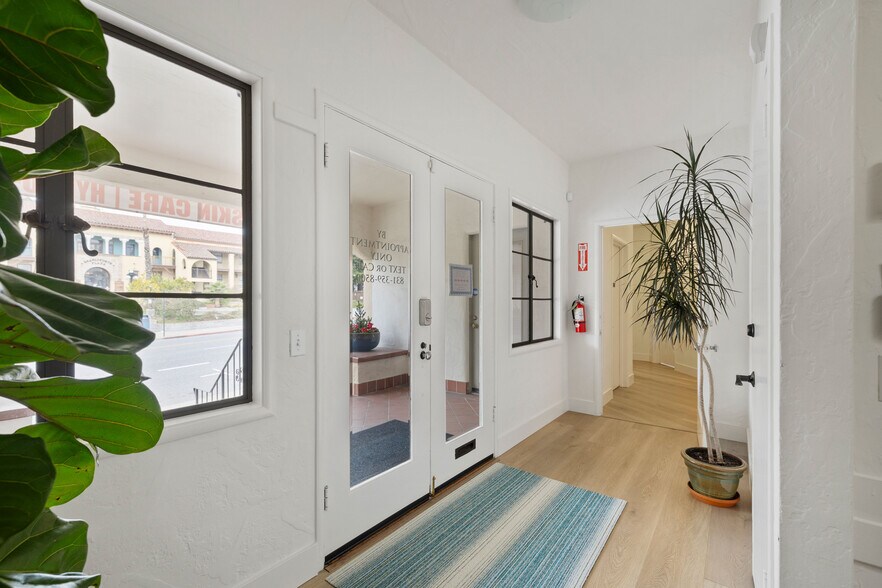 More Photos Of 540 Soquel Ave, Santa Cruz Office For Lease