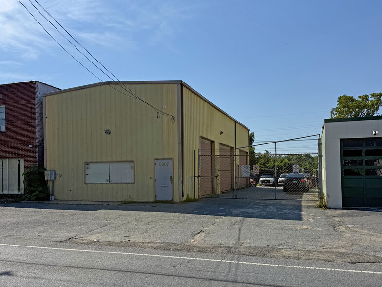 Primary Photo Of 5907 Arbor St, Hyattsville Warehouse For Sale