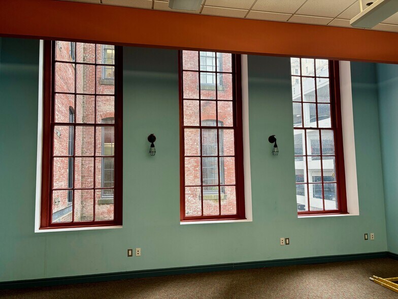 More Photos Of 718-720 Arch St, Philadelphia Office For Lease