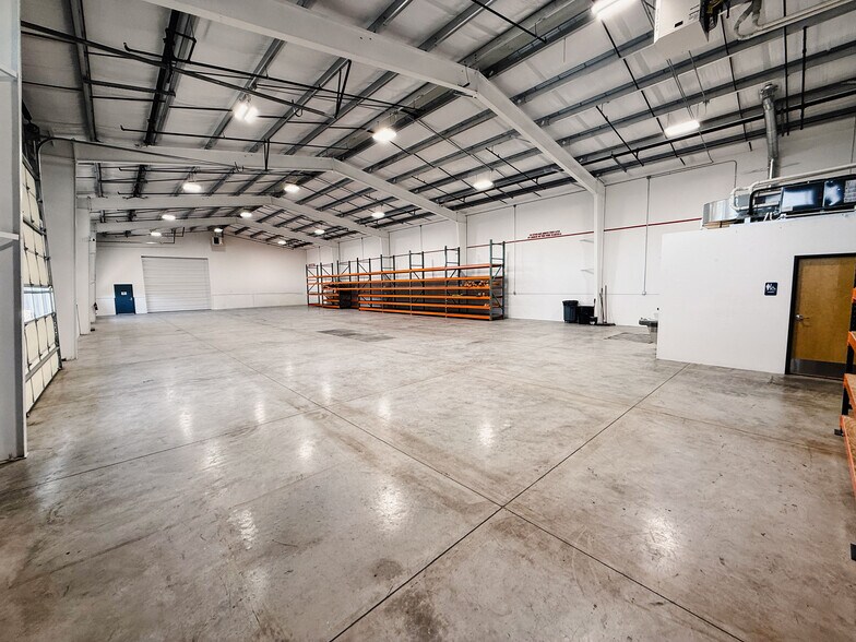 More Photos Of 180 S Danebo Ave, Eugene Warehouse For Lease