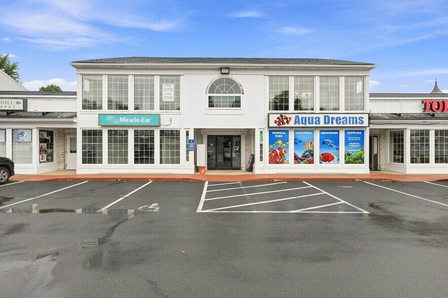 More Photos Of 14 Southwick St, Feeding Hills Freestanding For Lease