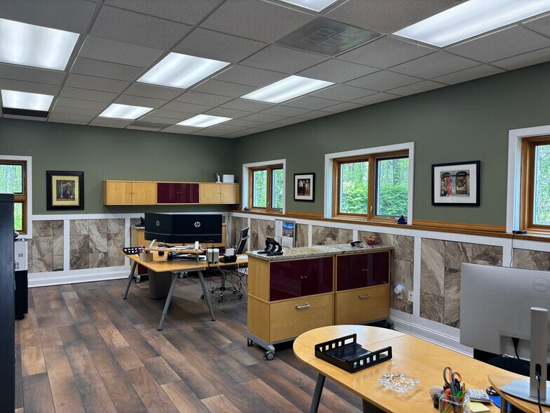 More Photos Of 7984 Olde 8 Rd, Northfield Office For Sale