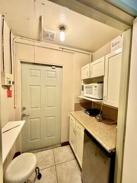 More Photos Of 12732 Brookhurst St, Garden Grove Medical For Sale