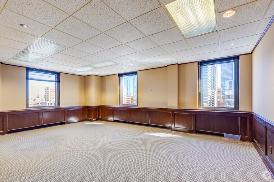 Photo of 10th Floor Ste 1000