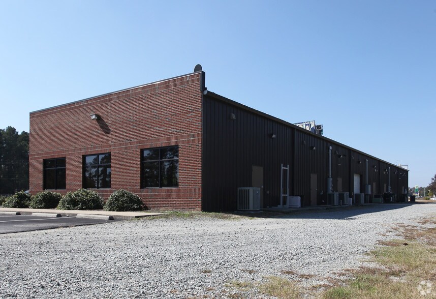 More Photos Of 3241 US Highway 70 E, Smithfield Light Distribution For Lease