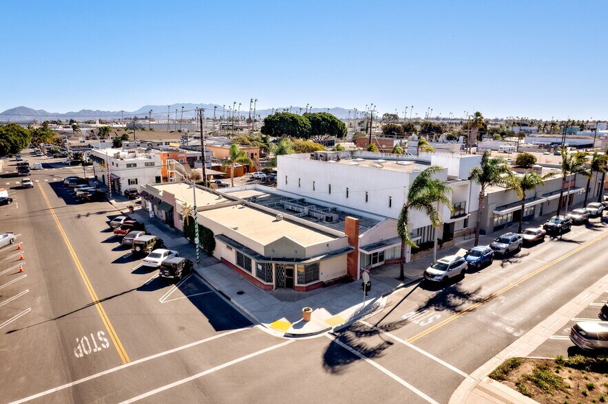 More Photos Of 700-706 S A St, Oxnard Storefront Retail Office For Sale
