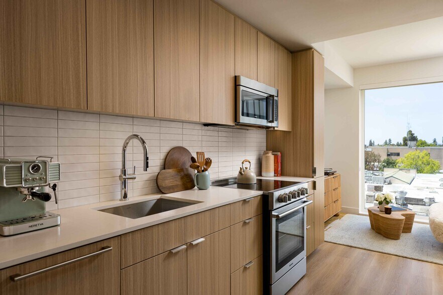 More Photos Of 420 Mendocino Ave, Santa Rosa Apartments For Lease