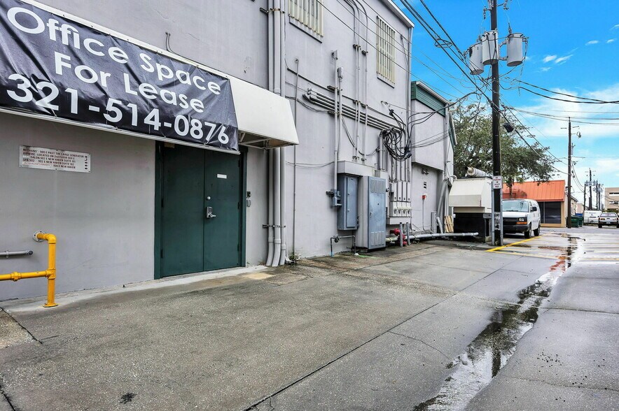 More Photos Of 902 E New Haven Ave, Melbourne Coworking Space