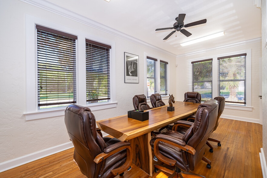 More Photos Of 219 S Clyde Ave, Kissimmee Office For Sale