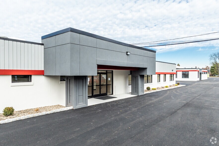 More Photos Of 22 Readington Rd, Branchburg Manufacturing For Lease
