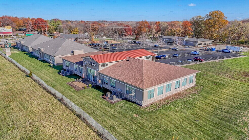 More Photos Of 5821 NW 72nd St, Kansas City Office For Lease